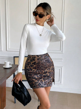 Chelsea - Trendy Casual Mini Skirt with Split