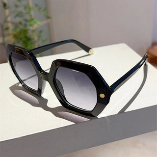 Eleanor - Trendy Oversized Sunglasses