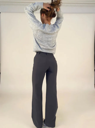 Emryn - Slim Fit Pants with Flared Pipes