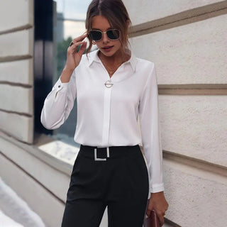 Scottie - Chic Essential Blouse