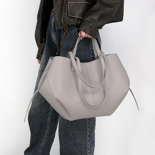 Aila - Stylish and Versatile Bag