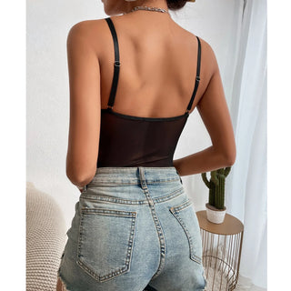 Malika - Sexy Top with V-Design