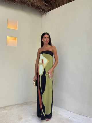 Carla - Classy Sleeveless Dress