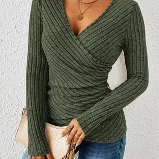 Rose - Stylish Ribbed Top with V-Neck and Long Sleeves