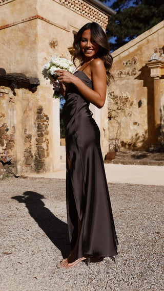 Elisa - Elegant Satin Dress